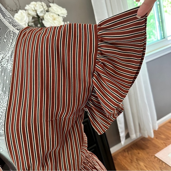 STORIA Striped Ruffle Sleeve Tie-Front Romper Size S - Picture 14 of 16